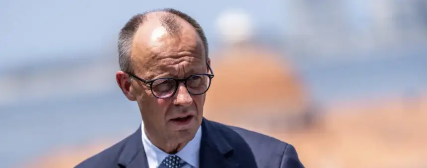 ميرتس لا يتوقع انفراجة في مفاوضات السلام الأوكرانية قريباً